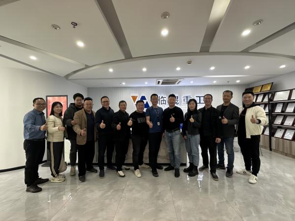 Conferencia de intercambio de la industria de maquinaria de construcción de Xiamen celebrada con éxito en LTMG Group