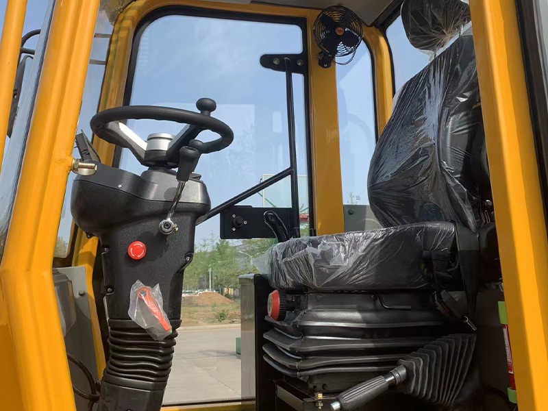 Details of 2 ton telescopic loader