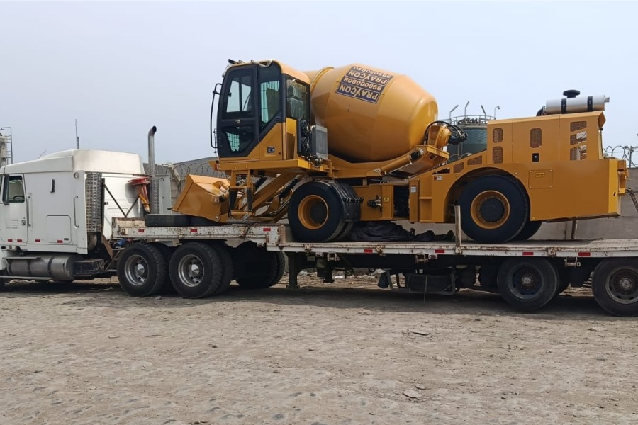 Peruvian Customer Successfully Receives LTMG LTM35C Self Loading Concrete Mixer